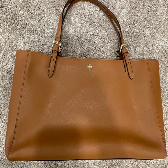 Tory Burch Handbags - Tory Burch Brown Leather Tote Sophisticated Everyday Essential